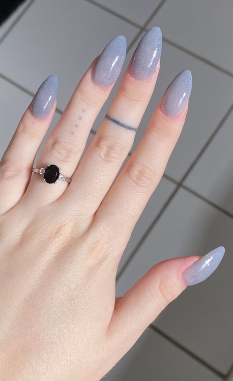 Light Purple Grey Nails, Grey Lilac Nails, Dusty Blue Nails Acrylic Almond, Nails For Grey Dress, Grey Sparkly Nails, Saree Ceremony, Birthday Nail, Grey Saree, Lavender Nails