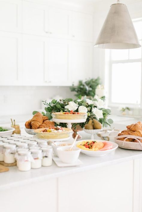 A 40th Birthday Brunch | Monika Hibbs 50th Birthday Brunch, Nye Brunch, 40th Birthday Brunch, Birthday Brunch Ideas, Xmas Brunch, Bridal Brunch Food, Easter Brunch Buffet, Easy Easter Brunch Recipes, Holiday Brunch Recipes