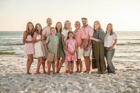 You know I’m always looking for logs washed up on the beach to use as photo props! It was great to photograph this family again & see how they have grown! #capesanblas #portstjoe #capesanblasphotographer #portstjoephotographer #apalachicola #stgeorgeisland #mexicobeach #familyphotography #familyphotographer #beachphotography #beachphotographer Family Photos Pink, Gazebo Beach, Fam Pics, Mexico Beach, Beach Family Photos, Beach Family, San Blas, Beach Photo, Family Photoshoot