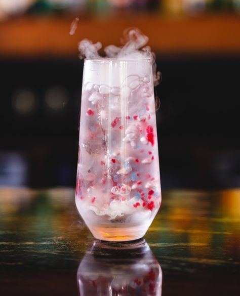 Tag the apple of your eye 🍎 We know most of you are probably attempting Dry January, but we just can't resist a delicious drink. Our Riptide cocktail is a unique balance of flavours with Beefeater Gin combined with citrus, elderflower and apple ✨ To try yours, simply head to our link in bio. Futuristic Cocktails, Interactive Cocktails, Theatrical Cocktails, Mixology Cocktails, Beefeater Gin, Cocktail Mixology, Mystery Parties, Bartender Drinks, Tea Station