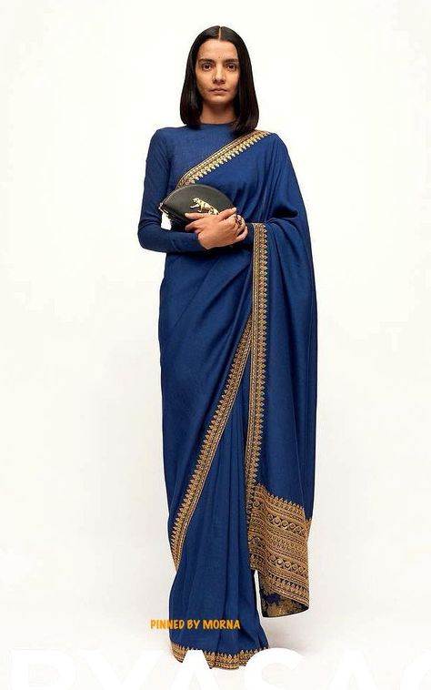 Sabyasachi Sarees Classy, Dark Saree, Blue Saree Look, Hand Corsage, Saree Sabyasachi, Sabyasachi Saree, Sabyasachi Collection, Sabyasachi Mukherjee, Sabyasachi Sarees