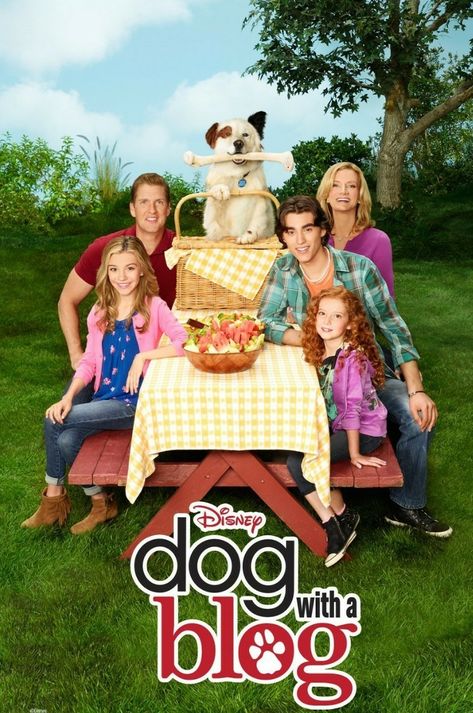 Old Kids Shows, Violetta Disney, Dog With A Blog, Old Cartoon Shows, Disney Channel Movies, Old Disney Channel, Disney Channel Original, Childhood Memories 2000, Girly Movies