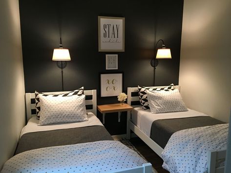 Offices Ideas, Small Guest Rooms, Small Bedroom Ideas For Couples, Bedroom Design Diy, Cozy Small Bedrooms, Small Guest Room, Small Kids Room, Decor Ikea, Twin Beds