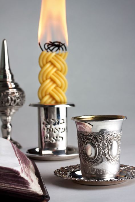 Shabbos Candles, Havdalah Candle, Shabbat Shalom Images, Messianic Judaism, Jewish Calendar, Shabbat Candles, Jewish Culture, Modern Candles, Jewish History