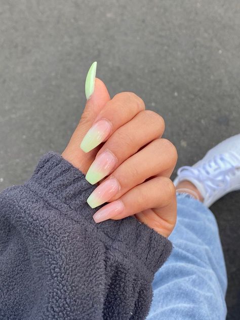 Ombre Pink And Green Nails, Green To White Ombre Nails, Pink Nails With Green Tips, Watermelon Ombre Nails, Green Pink Ombre Nails, Green Fade Nails, Green Ombre Nails Acrylic, Light Green Ombre Nails, Green And White Ombre Nails