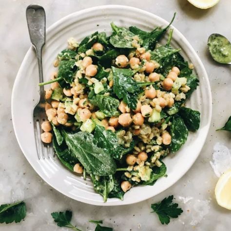 Healthy Grain-Based Salads That Aren’t Boring – SheKnows Greek Quinoa Salad, Barley Salad, Wild Rice Salad, Cold Lunches, Roasted Cherry Tomatoes, Work Meals, Healthy Grains, Cooking Guide, Spinach Stuffed Mushrooms