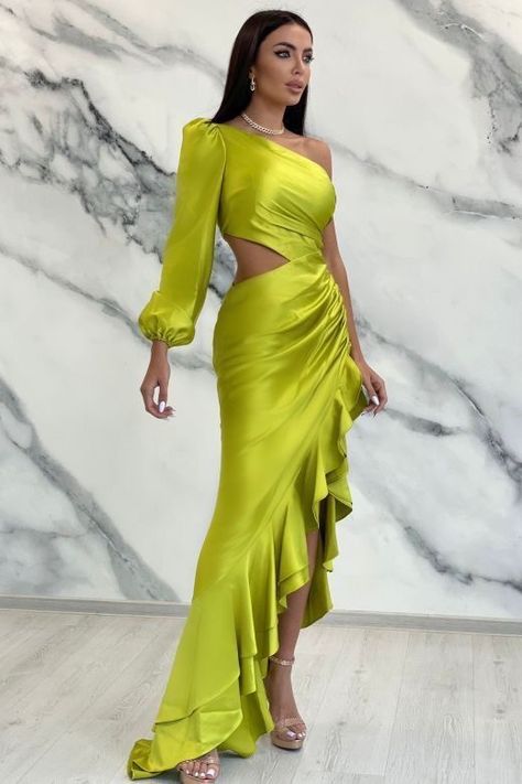 Prom Dresses Classy, Lime Green Dress, Classy Prom, Elegant Wedding Guest Dress, Soiree Dress, Classy Prom Dresses, Dresses Classy, Stylish Party Dresses, Classy Dress Outfits