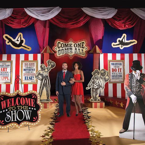 The Greatest Show Theme Party, The Greatest Showman Party Decorations, Greatest Showman Decorations, Circus Theme Party Adults, Under The Big Top Theme, Circus Costume Ideas, Adult Circus Party, Greatest Showman Party, Circus Costumes Women