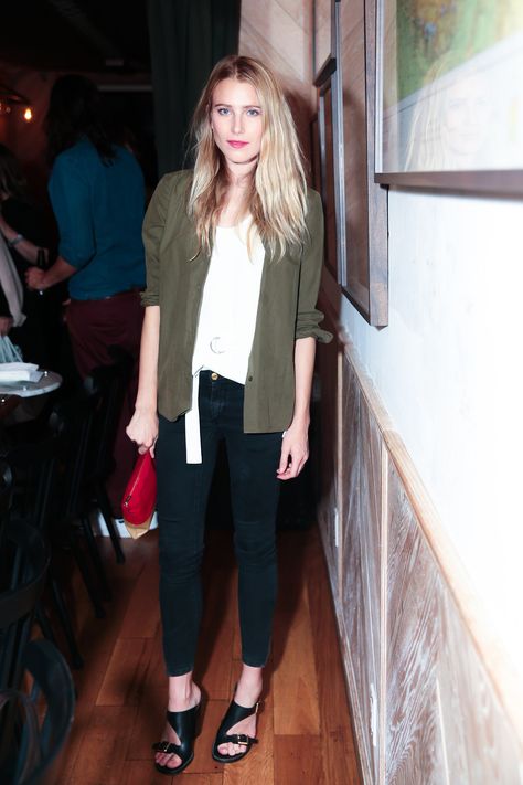 Dree Hemingway Dree Hemingway, Wardrobe Architect, Joan Smalls, Fresh Outfits, Inspiration Mode, Girls Night Out, Look Chic, Who What Wear, Dream Wardrobe