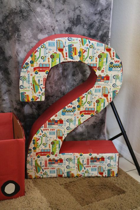 3D 2nd birthday number 2 vehicles - cardboard and wrapping paper Moana Birthday, 2 Birthday, Birthday Numbers, Childrens Crafts, Number 2, Moana, 2nd Birthday, Party Time, Kids Party