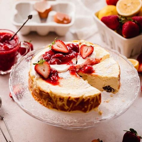 Cottage Cheese Cheesecake [Zapekanka] - Flouring Kitchen Cottage Cheese Cheesecake, Cottage Cheese Cake, Gf Deserts, Crustless Cheesecake, Lemon Tiramisu, Mini Lemon Cheesecakes, Farmers Cheese, Make Ahead Desserts, Rich Desserts