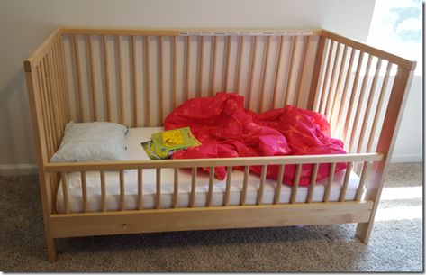 Sniglar Crib Hack, Ikea Baby Bed, Ikea Crib Hack, Sniglar Crib, Ikea Hack Lit, Ikea Cot, Toddler Floor Bed Frame, Ikea Toddler Bed, Ikea Sniglar Crib