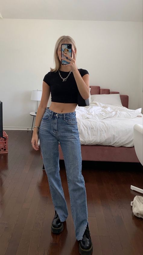 Basic Jeans Outfit, Aritzia Aesthetic, Aritzia Jeans, Aritzia Outfit, All Jeans, Everyday Outfit, Basic Outfits, Jeans Boyfriend, Fashion Outfit