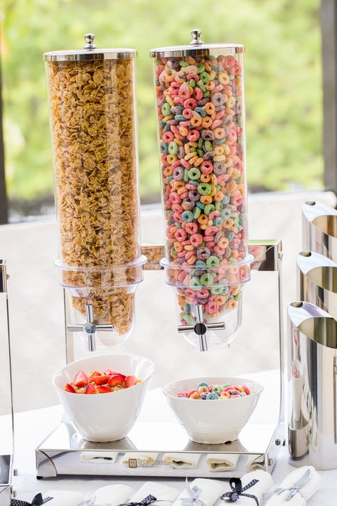 Wedding Cereal Bar, Cereal Party Ideas, Cereal Bar Wedding, Cereal Cupboard, Surreal Cereal, Cereal Station, Cereal Buffet, National Cereal Day, House Equipment