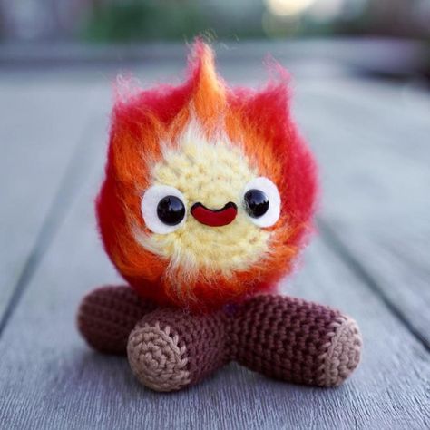 Calcifer Crochet Pattern Free, Studio Gibhili Crochet, Crochet Calcifer Free Pattern, Calcifer Crochet Pattern, Howls Moving Castle Crochet, Calcifer Crochet, Crochet Calcifer, Anime Crochet, Cotton Crochet Patterns