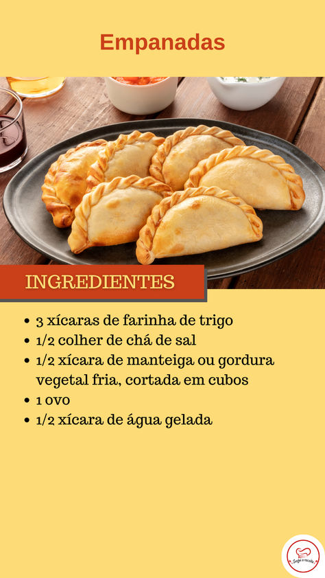 As empanadas são um prato tradicional em muitos países da América Latina, apreciadas por sua massa crocante e recheio saboroso.  Receita completa no link Vegan Foods, Savoury Food, Food Art, Donuts, Food And Drink, Pastel, Internet