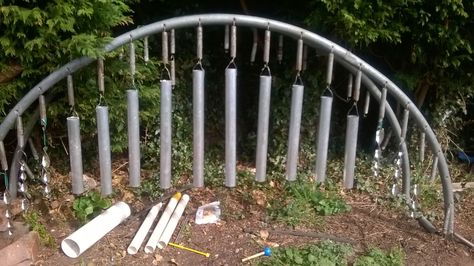 Trampoline Upcycle, Outdoor Xylophone, Trampoline Backyard, Recycled Trampoline, Trampoline Ideas, Old Trampoline, Trampoline Springs, Music Garden, Backyard Toys