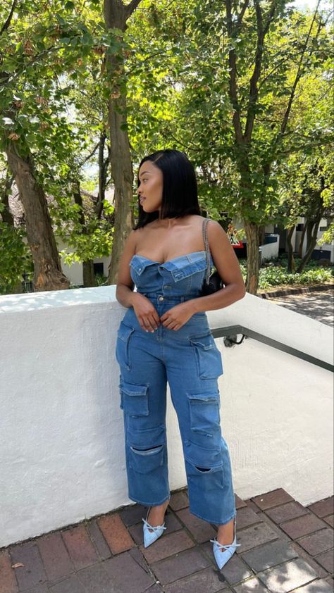 Insta: T.sinah | denim jumpsuit|casual styles 2024 Big G, Jumpsuit Casual, Vacay Outfits, Different Aesthetics, Casual Styles, Denim Style, Casual Jumpsuit, Denim Jumpsuit, Denim Fashion