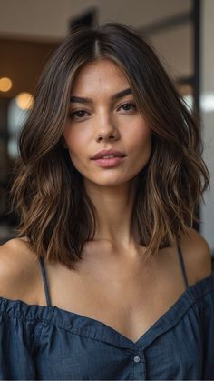 Wedding Hair Down Short Length, Shoulder Length Hair Short Bangs, Bob Hairstyle Straight Hair, Textured Bob Hairstyles For Fine Hair, Hair Lengths Short, Shoulder Length Womens Haircuts, Medium Bob Haircut For Fine Hair Shoulder Length Over 50, 2025 Medium Haircuts, Medium Bob Fine Hair