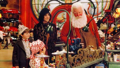 ⭐⭐⭐⭐⭐⭐⭐⭐⭐/10 Please check out my review of Michael Lembeck's The Santa Clause 2 by clicking the link above. Santa Claus Movie, David Krumholtz, The Santa Clause 2, The Santa Clause, Peter Boyle, Aisha Tyler, Elizabeth Mitchell, Find Santa, Tim Allen