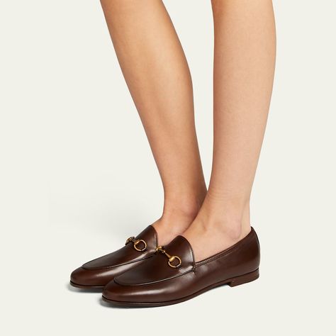 Gucci Loafer Outfits Women, Gucci Brown Loafers, Loafer Outfits Women, Gucci Loafers Outfit, Gucci Flat Shoes, Gucci Jordans, Loafer Outfits, Gucci Jordaan Loafer, Gucci Jordaan