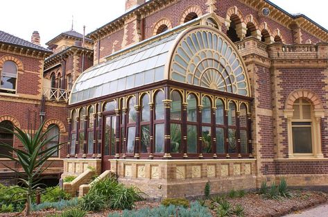 Victorian Conservatory, Bg Design, Historic House, 다크 판타지, Victorian Architecture, Victorian House, Melbourne Victoria, Beautiful Architecture, Glass House