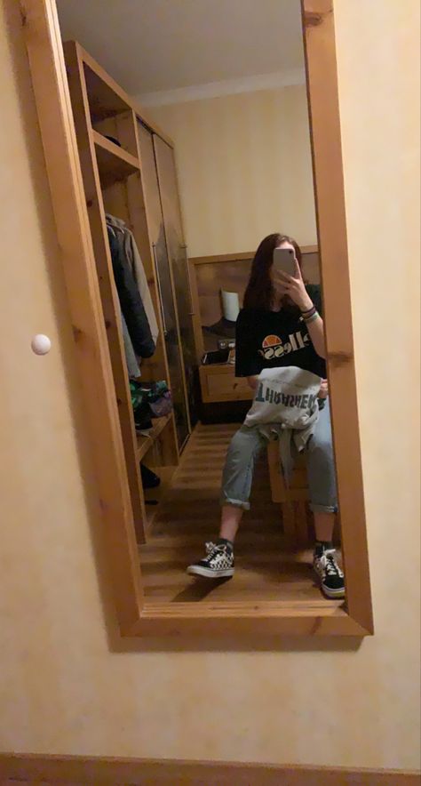 vans/ trasher/ellesse/puma Ellesse Outfit, Mirror Selfie