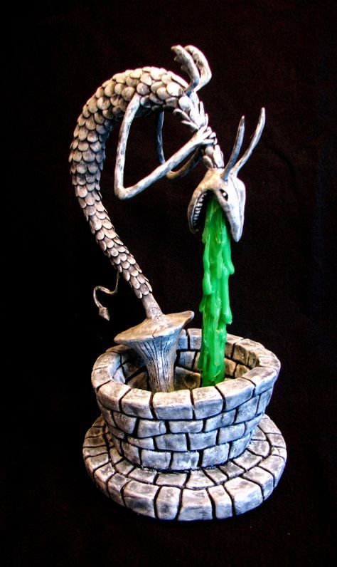 Nightmare Before Christmas Fountain, Christmas Fountain, Fountain Sculpture, Nightmare Before Christmas Decorations, Tim Burton Style, Nightmare Before Christmas Halloween, Halloween Miniatures, Creepy Pictures, Halloween Village