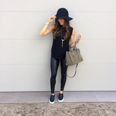 Black Floppy Hat Outfit, Floppy Hat Outfit Summer, Floppy Hat Outfit, Woman Hats, Fall Photo Outfits, Floppy Wool Hat, Europe Packing, Black Floppy Hat, Summer Fedora