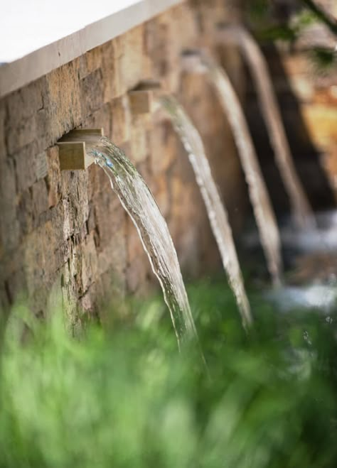 Courtyard Fountain, Landscaping Garden Design, Water Spouts, Water Wall Fountain, Outdoor Wall Fountains, Shower Outdoor, Water Feature Wall, Landscape Details, Outdoor Water Feature