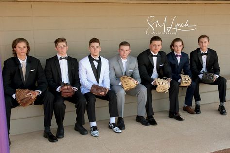 Baseball Prom Pictures, School Dance Pictures, Baseball Senior Pictures, Senior Table, Baseball Pics, Senior Year Pictures, Baseball Family, Group Picture Poses, Baseball Photography