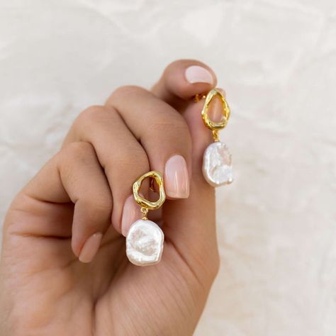 Keshi Pearl Earrings - Adriana | Linjer Jewelry Classic Pearl Jewelry, Rose Gold Earrings Wedding, Keshi Pearl Earrings, Teardrop Pearl Earrings, Wedding Earrings Studs, Pearl Statement Earrings, Wedding Studs, Gold Earrings Wedding, Pearl Earrings Wedding