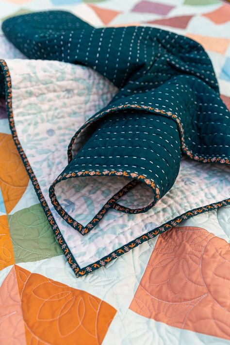 Quilts Designs, Kantha Baby Quilt, Suzy Quilts, Hand Quilting Patterns, Boho Birds, Whole Cloth Quilts, Quilt Pattern Download, Solid Quilt, Quick Quilt