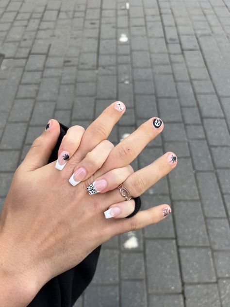 Nail Ideas For Couples, Matching Couple Halloween, Matching Nails, Matching Halloween, Matching Couple, Couple Halloween, Fire Nails, Dope Nails, Us Nails