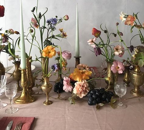 Pretty collection of many smaller vases adorn this table Fruit Table Wedding, Fruit Table, Wedding Vases, Table Wedding, Dinner Themes, Wildflower Wedding, Flower Ideas, Wedding Mood Board, Wedding Mood