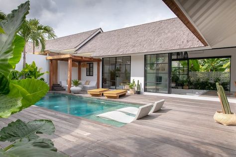 Private Villa Bali, Bali Style Home, Small Villa, Bali House, Bali Fashion, Tropical House, King Bedroom, Backyard Pool Designs, Kuta