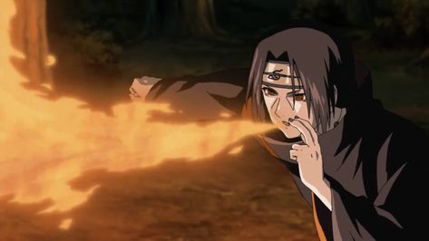 Itachi Uchiha. Naruto Shippuden Akatsuki Fire Style Fireball Jutsu Itachi Fire Ball Jutsu, Ball Wallpaper, Uchiha Family, Mangekyou Sharingan, App Anime, Naruto Boys, Uchiha Itachi, Anime Ninja, Top Anime