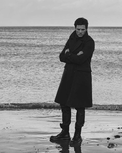 James Norton, Actor James, Mens Fashion Simple, Double Breasted Coat, Military Inspired, Work Wardrobe, Fashion Story, High Collar, Modern Classic