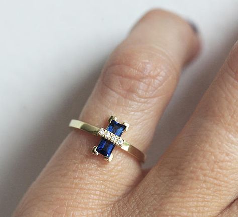 Baguette ring band