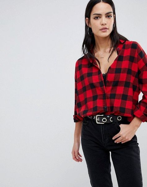 Red Check Shirt Outfit Women, Checked Shirt Outfit Women, Red Checked Shirt Outfit, Red Plaid Outfit, Red Shirt Outfits, Checked Shirt Outfit, Realistic Outfits, Black Check Shirt, Checked Shirt Women