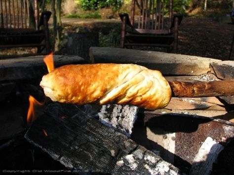 My husband makes something similar only he fills them with jelly!  Cowhorn Biscuits | 34 Things You Can Cook On A Camping Trip Campfire Biscuits, Backpacking Recipes, Camping Recipes Breakfast, Filling Breakfast Recipes, Hearty Breakfast Recipes, Easy Camping Breakfast, Campfire Desserts, Camping Breakfast, Easy Camping Meals