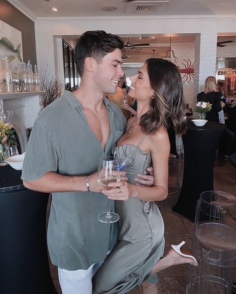 Couple Fits, Shotting Photo, The Love Club, Cute Couples Photos, Relationship Goals Pictures, Photo Couple, Cute Relationship Goals, Couple Outfits, Paros