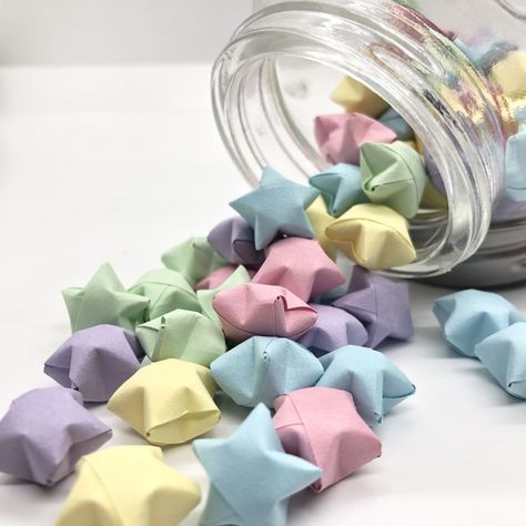 All the small folded paper stars are handmade.  There are so many uses for this paper stars! Use them as table decor for a 3D confetti look or put them in a jar for a gift. These make great decorations for valentine's day, mother's day, weddings, and other holidays or events.  These stars are made with 1/2 inch (1 cm) strips of paper and are about 1/2 inch wide.  **Please note that due to variations of computer screen resolutions, the colors may vary slightly from the finished product. Paper Made Things, Jar Of Paper Stars, Computer Paper Crafts, Paper Stars Aesthetic, Mini Paper Stars, How To Make Paper Stars, Cute Diy Paper Crafts, Crafts To Do With Paper, Handmade Gifts Paper