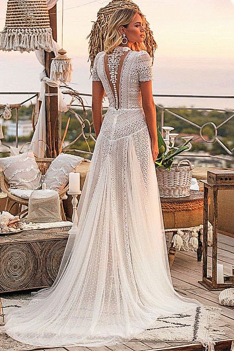 Check out beautiful bridesmaid gown is ideal for your bridesmaids. Collect the bridesmaid style onto your boho wedding ideas.#bohobridal #bohostyle#bridesmaidideas Boho Bridal Party, Boho Wedding Ideas, Bridal Party Dress, Bridal Party Dresses, Bridesmaid Style, Chiffon Gown, Boho Bridal, Bridesmaid Gown, Dress Styles