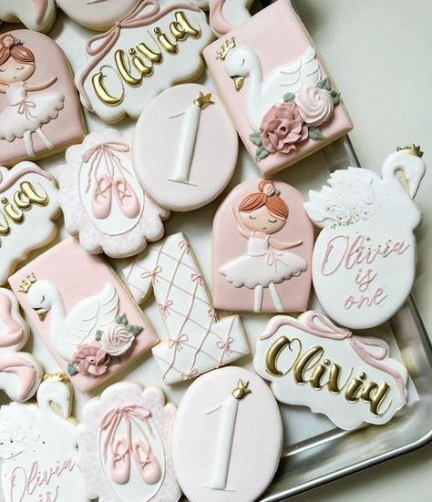 Morgan McShan on Instagram: "I’ve had some really great themes lately 💕🎀🩰🦢
•
•
•
•
#swanbirthday #swancookies #babygirlcookies #houstoncookies #pinkcookies #swan" Ballet Cookies, Houston Eats, Swan Ballet, Cowboy Cookies, Pink Cookies, Cowboy Birthday, November 3, Royal Icing Cookies