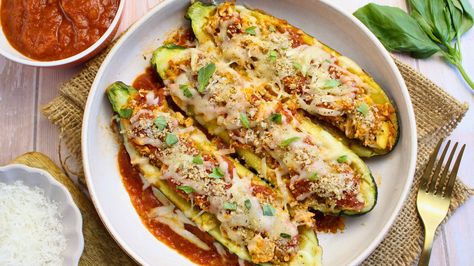 Chicken Parmesan Zucchini Boats, High Fibre Desserts, Stuffed Zucchini Boats, Chicken With Italian Seasoning, Malaysian Cuisine, Stuffed Zucchini, Zucchini Boats, Parmesan Zucchini, Baked Chicken Parmesan