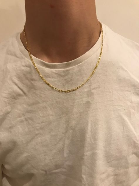 Gold Chain Aesthetic Men, Guy Jewelry, Casetify Iphone Case, Chains Aesthetic, Gold Figaro Chain, Mens Necklace, Tan Guys, Guys Clothing Styles, Figaro Chains