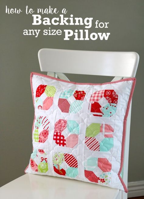 Easy Trick: Make a Back for Any Pillow Size - Diary of a Quilter - a quilt blog Make An Envelope, Diy Throw Pillows, Quilting Digest, Quilted Pillow Covers, Creative Pillows, Christmas Patchwork, Pillow Inspiration, Pillow Tutorial, Quilt Binding