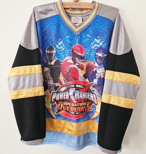 Disney Store Power Rangers Shirt 🖤💫 Size - 8? BID $10 ☆ + exact shipping cost ☆ bid/bin is a commitment to buy ☆ 24 hr bidding ☆ bidding ends at 10 AM (mst) Power Rangers Shirt, Rangers Shirt, Disney Store, Power Rangers, Disney, Instagram