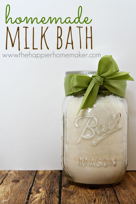 Looking for gift ideas your friends and family will love? Check out this list of amazing DIY Gift Ideas. Neighborly Gifts, Oui Jars, Jar Magic, Detox Bath Recipe, Diy Lush, Milk Bath Recipe, Homemade Milk, Mason Jar Christmas Gifts, Bath Stuff